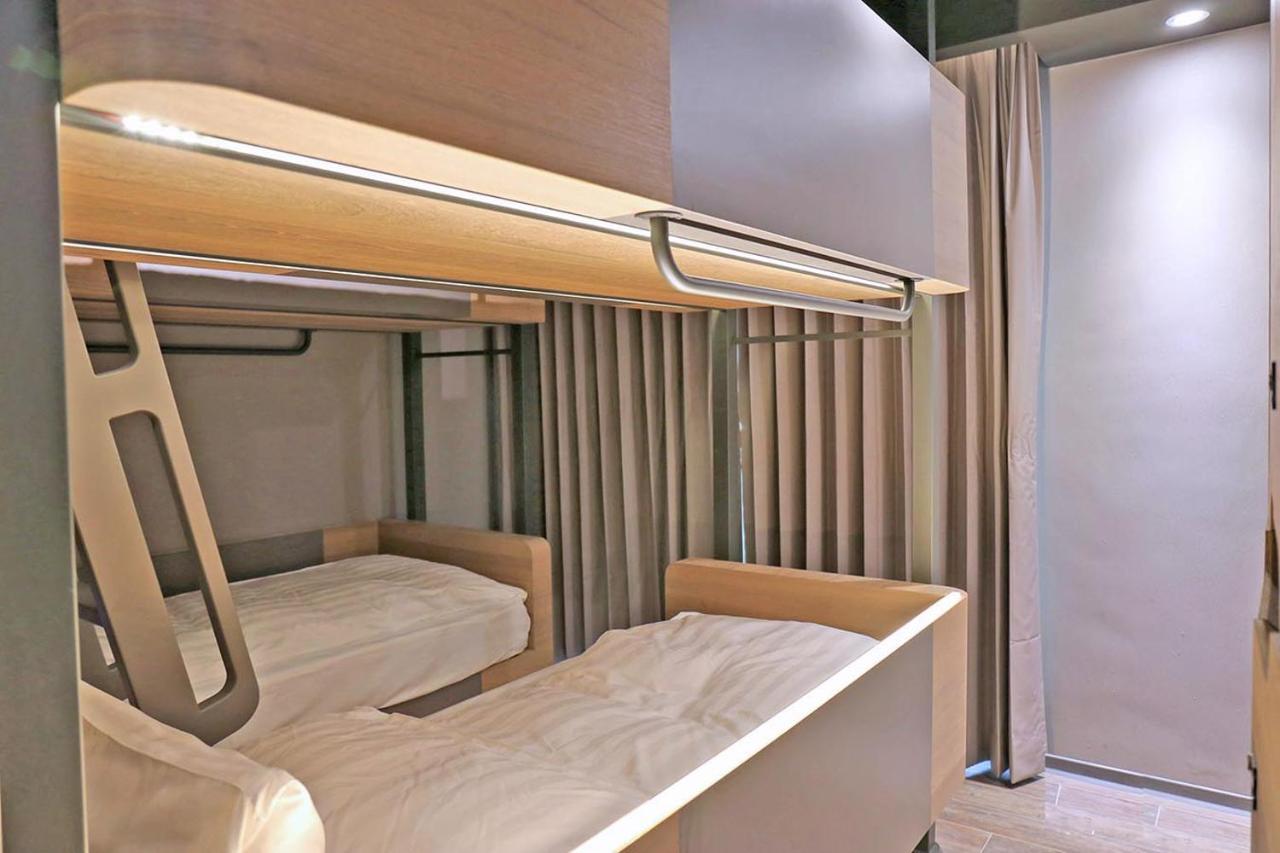 Kiwi Share Hotel Чжунли Экстерьер фото